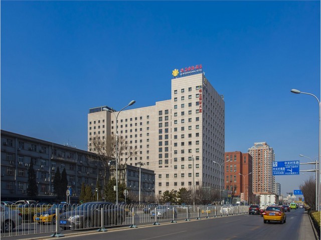 广州破洞男装牛仔价格表